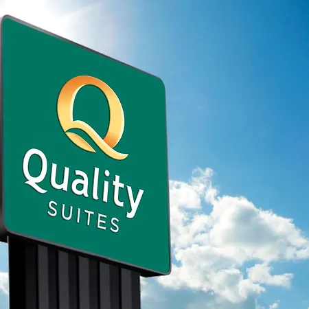 Quality Ponts Jumeaux Aparthotel 3*