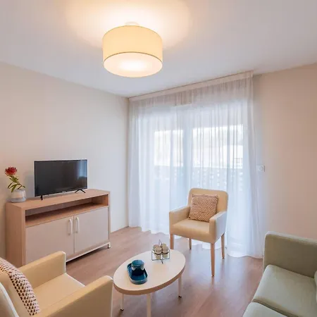 Quality Ponts Jumeaux 3* טולוז